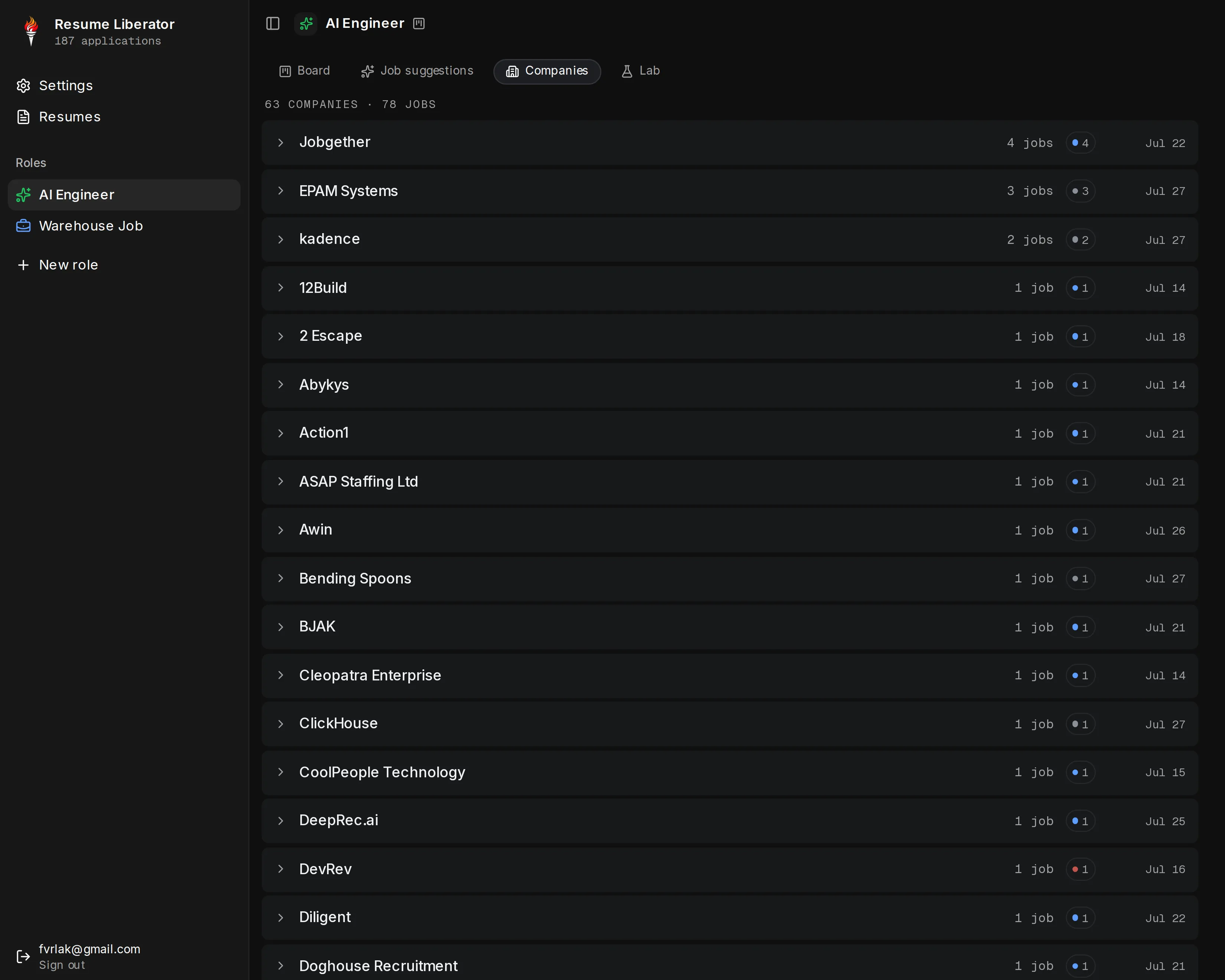 Applications in flight, tracked by column